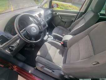 Volkswagen Touran 2.0TDI DSG - 15