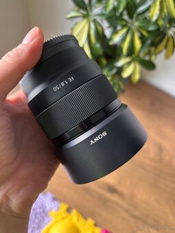 Sony A7 III + 3 objektivy + příslušen - 15