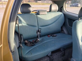 Toyota Yaris 1.0 - 15