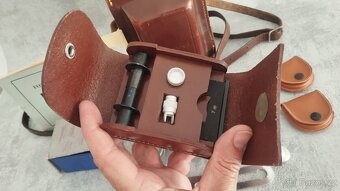 Starý fotoaparat Flexaret s příslušenstvím - 15