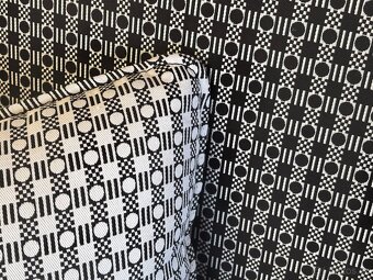 Renovovaná křesla Halabala s taburety - 15