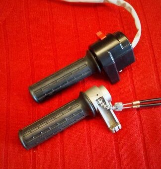 Řidítka rukojeť plynů rukojeť gumová M72 Dněpr Ural K750 - 15