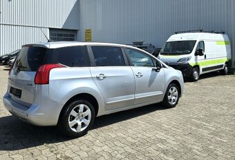 Peugeot 5008 1,6i Family benzín 115kw - 15