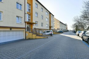 Prodej světlého bytu 4+kk s balkonem, 104 m2 - Praha - Stříž - 15