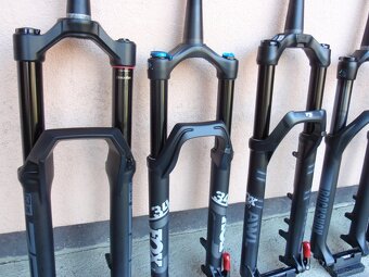 Nové vidlice Fox 34 a Rock Shox Zeb, 35, Recon, Judy - 15