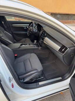Volvo V90, MOMENTUM, 2018, D4 142KW, 8.st. automat - 15