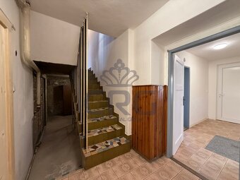 NABÍDKA PRONÁJMU RODINNÉHO DOMU 4+1 O CP 201 M2 , ČEBÍN - 15