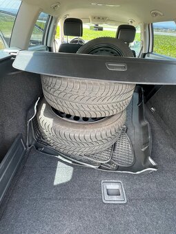 VW PASSAT 2.0TDi AUTOKLIMA  GPS NAVI - 15