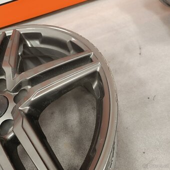 Alu kola CMS 8Jx18'' , R18 , 5x114,3 , ET45 - 15