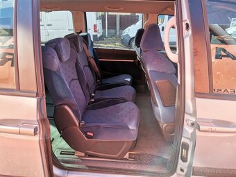 Peugeot 807 2.0i 100kw 5 míst - 15