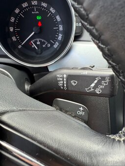 Škoda Superb 2.0 Tdi DSG - 15