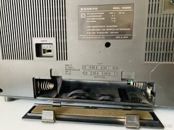 Radiomagnetofon/boombox Sanyo M4500KE, rok 1980 - 15