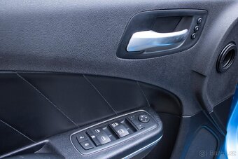 Dodge Charger 5.7 HEMI Samosvor - 15