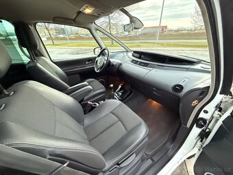 Renault Espace GRAND - face - 9/2012 - 2.0dci 110kW - 7míst - 15