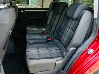 Volkswagen Touran 1.2TSI 7MÍST MANUÁL VÝHŘEV SERVISKA - 15