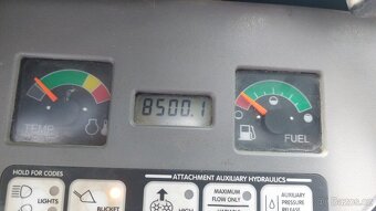 SMYKEM ŘÍZENÍ NAKLADAČ BOBCAT 773 (S 205) - 15