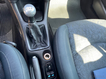 Peugeot 206 1.4 i SW QuikSilver digiklima - 15