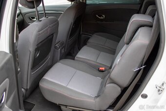 Renault Mégane Scénic - 15