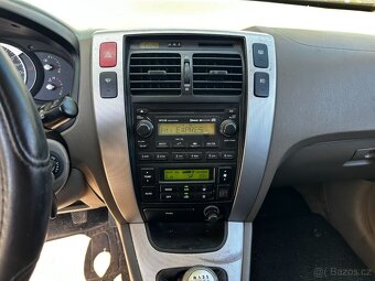 Hyundai Tucson 2.0 CRDi - 15