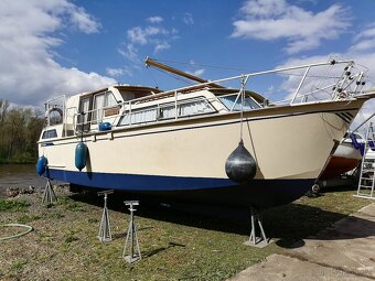 Ocelová kajutová loď 9m - 15