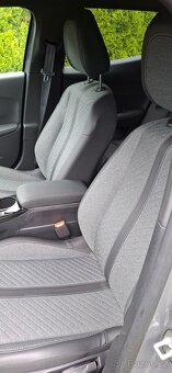 Peugeot 2008 ALLURE 1.5 BlueHDi 130 k EAT8 - 15