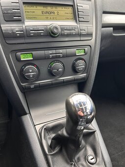Škoda Octavia Kombi 1.9 TDI Elegance, ČR - 15