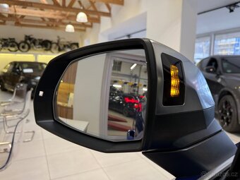 Audi SQ7 4.0 biTDI V8 320 kW Quattro CZ - 15