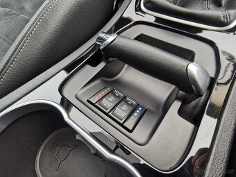 Ford S-MAX 2,2 tdci 147kW manuál 2012 - 15