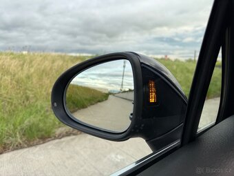 Volkswagen Touareg 3.0 TDI 4MOTION Rline - 15