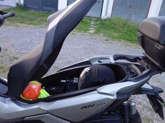 Honda ADV 350 - 15
