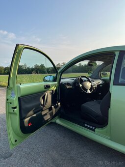 Volkswagen New Beetle - 15