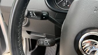 Škoda Octavia 2.0TDi Style , Xenony, DSG - 15