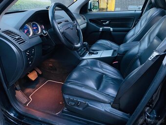 Volvo XC90 2.4 D5 4x4 AUT R-DESIGN FACELIFT NEZÁVISLE TOPENÍ - 15