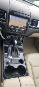NEBOURANÝ VW TOUAREG 3.0TDI Orig.129t.km SERVISKA - 15