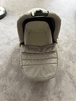Thule Sleek - 15