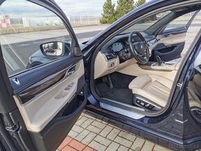 BMW 750i G11 XDrive INDIVIDUAL DPH ČR 2.majitel - 15