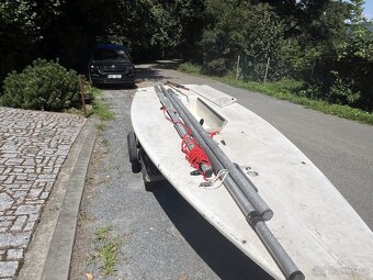 Plachetnice Laser - Olympijská třída, skvělý stav - 15