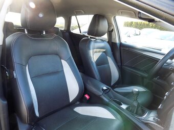 Toyota Avensis 1.8 Valvematic 108kW, serviska, LED - 15