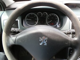 Peugeot 307 2,0 HDi - 15