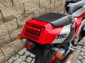 Kawasaki zxr 750 H2 , super stav - 15