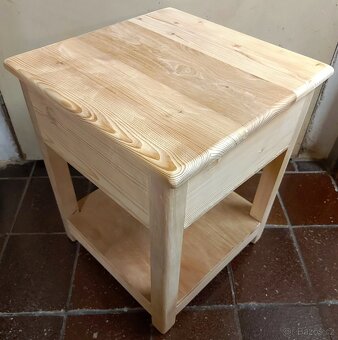 Stolička s úložným prostorem. - 15