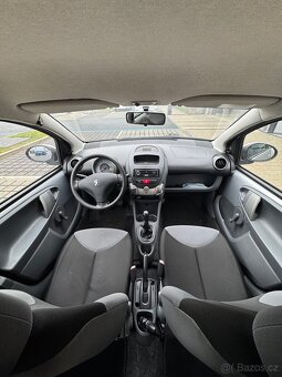 Peugeot 107, 1.0 , rok 2006 - 15