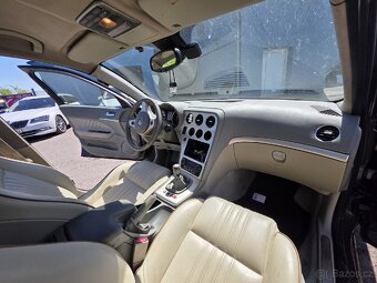 Alfa romeo 159 - 15