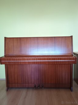 Pianino Petrof 114 k 3 pedály s moderátorem na ztišení - 15