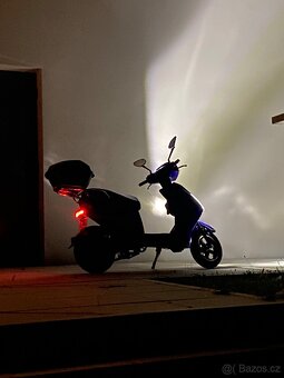 Elektroskutr bez ŘP Elektropower Nova M3 - 15