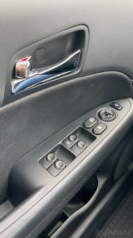 Hyundai i30 1.4 80kW 2010 43.000km - 15