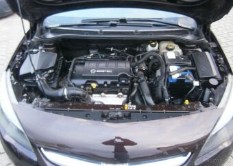 Opel Astra 1.4i 16v 88kw,CZ,serviska benzín manuál 88 kw - 15