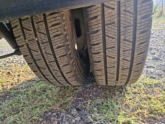 Kontejnerové Iveco daily 3,5 t - řidičský průkaz B - 15