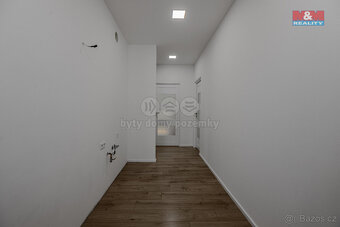 Prodej bytu 3+1, 66 m², Klatovy, ul. Pod Hůrkou - 15