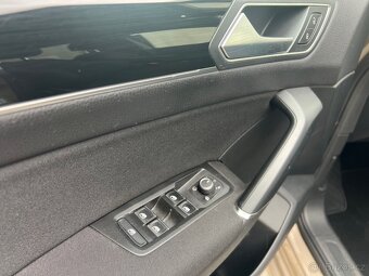 VW Touran 2,0 TDI, 2019, DSG, Highline, Led, nez. topení - 15